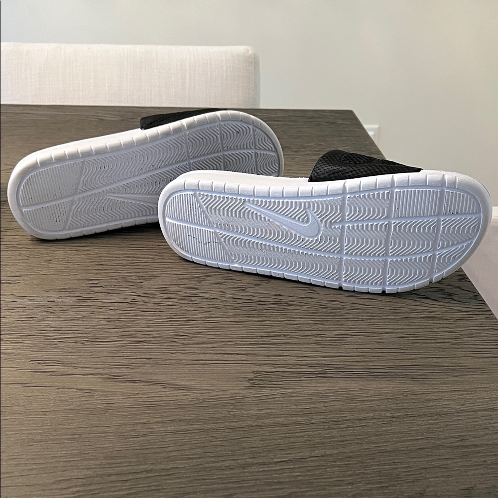 Nike Black Slide Sandals with White Swoosh - Picture 4 of 5